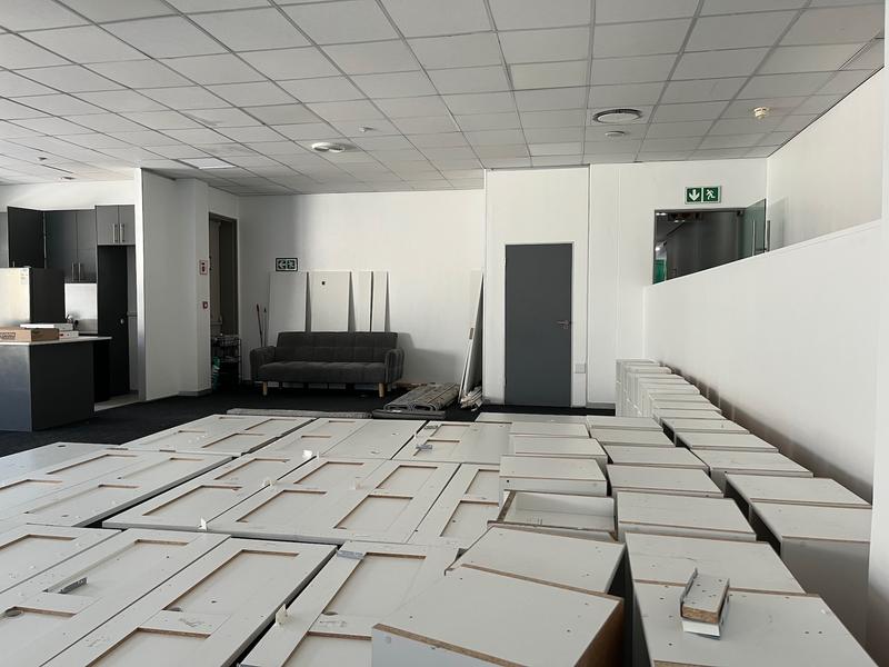 To Let Commercial Property for Rent in Claremont Western Cape